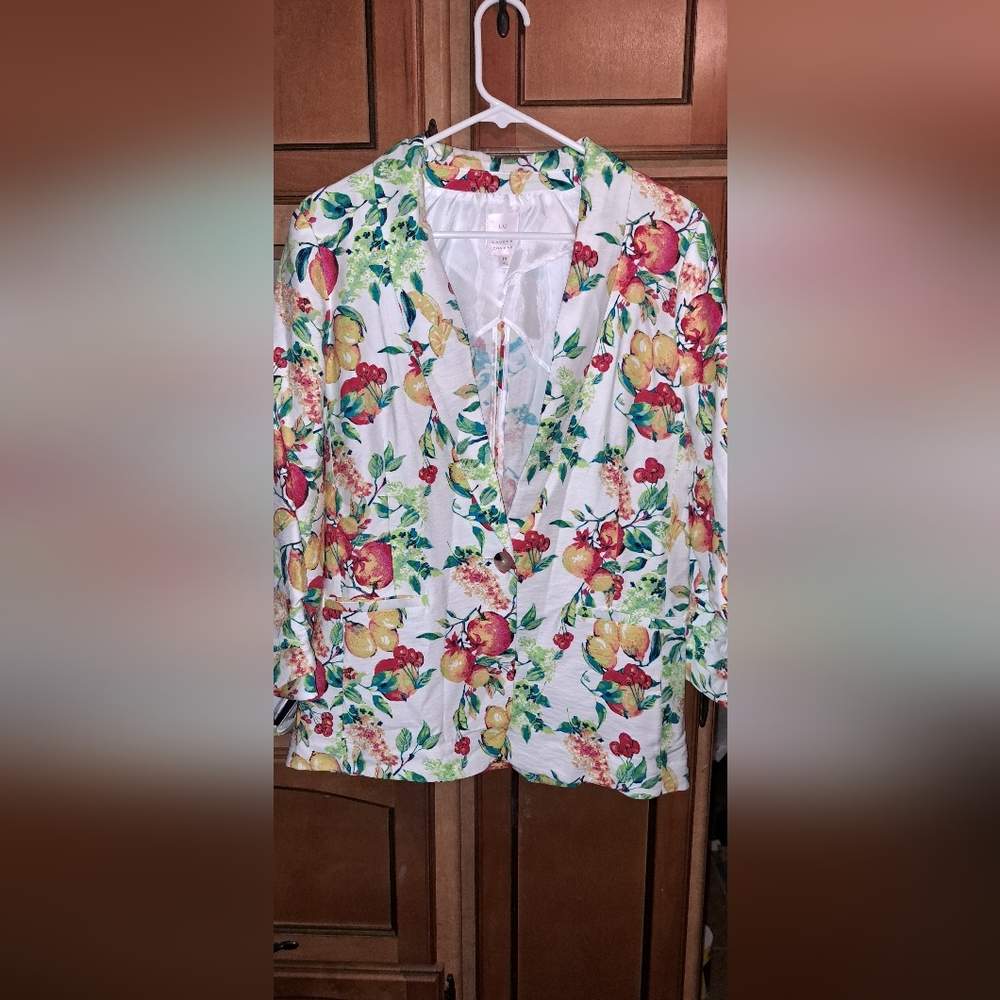 Ladies Gorgeous Lauren Conrad Fruity Delicate Blazar Med Pleated 3/4 Sleeves - Picture 2 of 7
